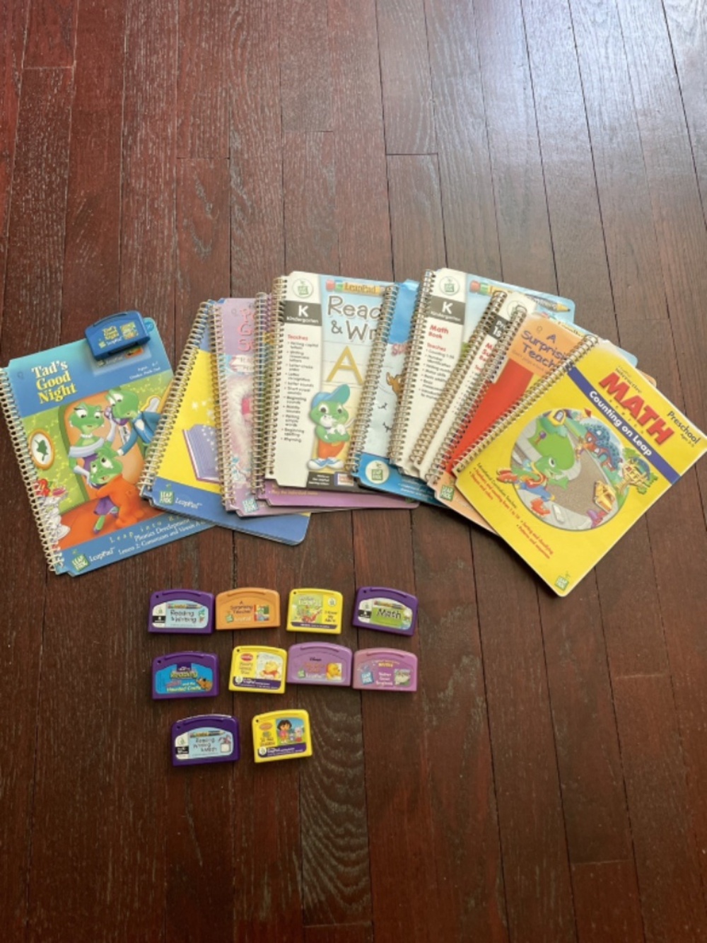 Leapfrog LeapPad Learning System Lot 10 Books & 11 Cartridges